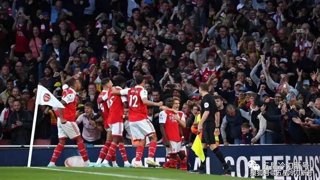 开云app-包含里程碑夜埃因霍温内部沟通；西甲集结日刷纪录；球迷炸锅；更衣室氛围转暖的词条